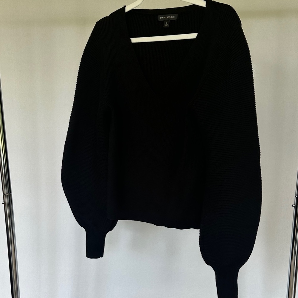 Banana Republic Black V-Neck Ribbed Balloon Sleeve Sweater Small